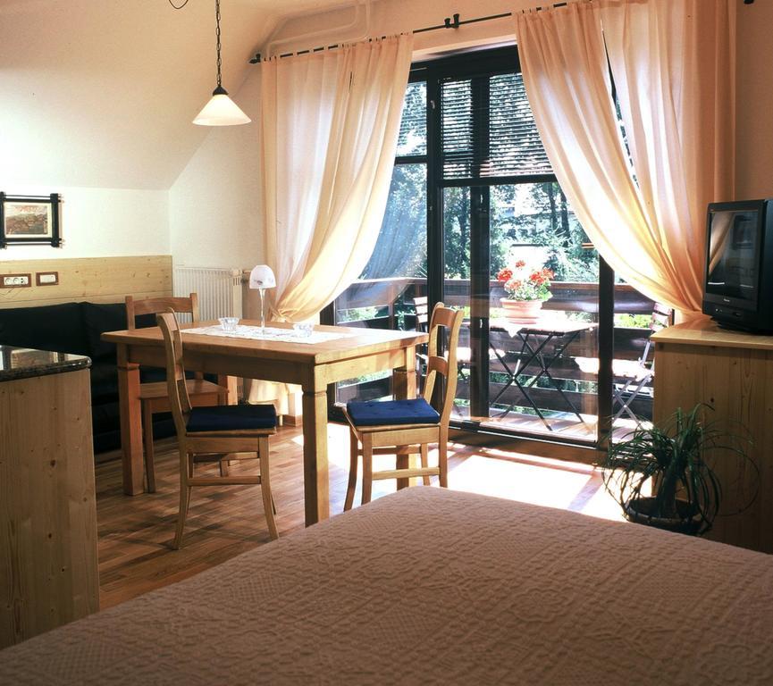 Apartments Bledea Rum bild